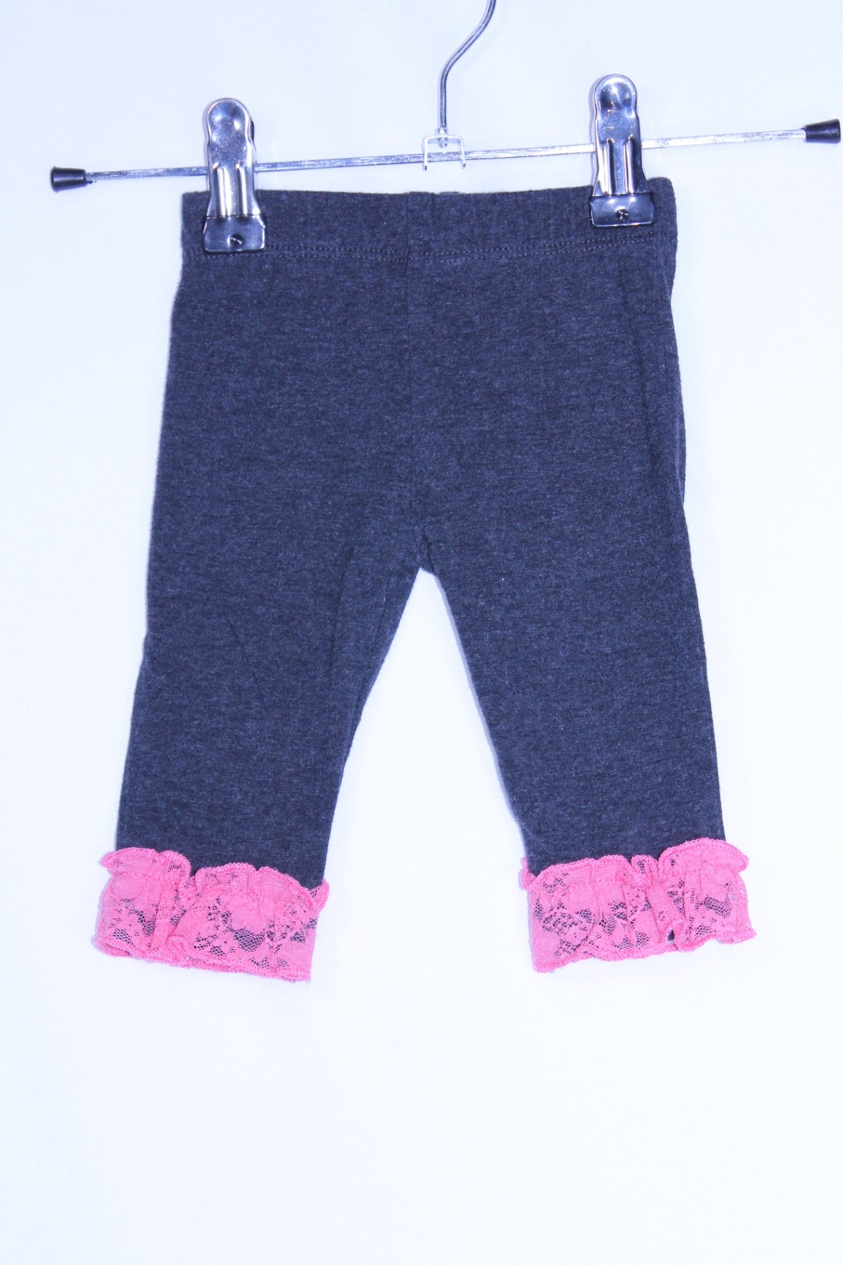 3-6m Unknown Leggings - Grey w/Coral Lace