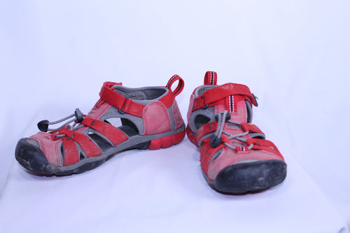 1K Keen Sandals - Red