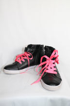 4K JoJo Sneakers - Black w/Pink Laces