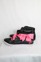 4K JoJo Sneakers - Black w/Pink Laces