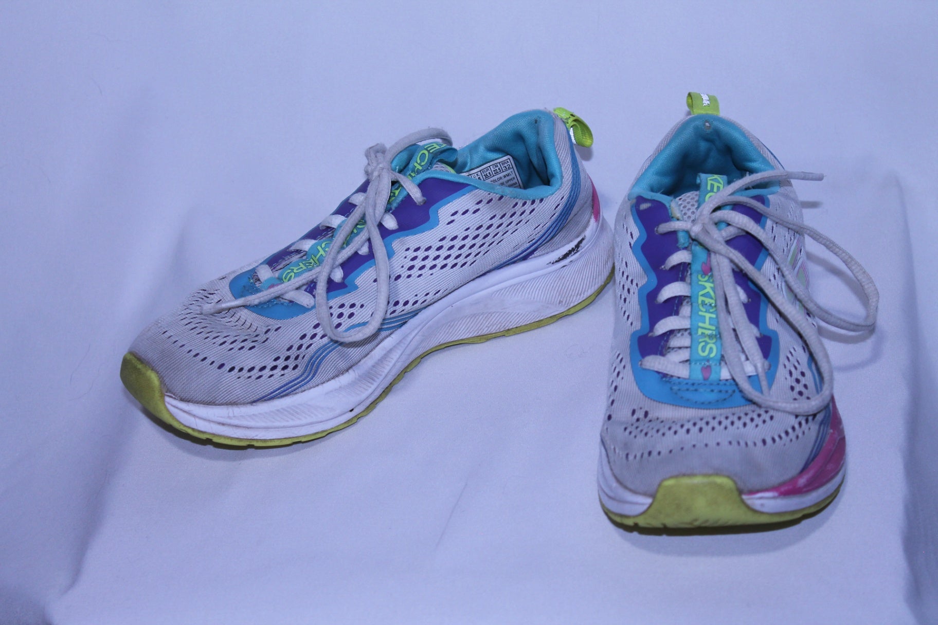 3.5K Sketchers Sneakers - White w/Neon