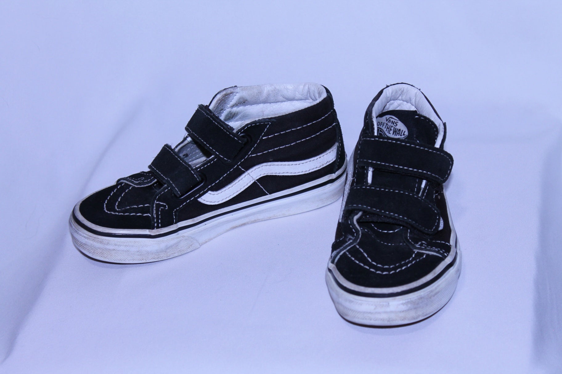 12.5K Vans Sneakers - Black and White