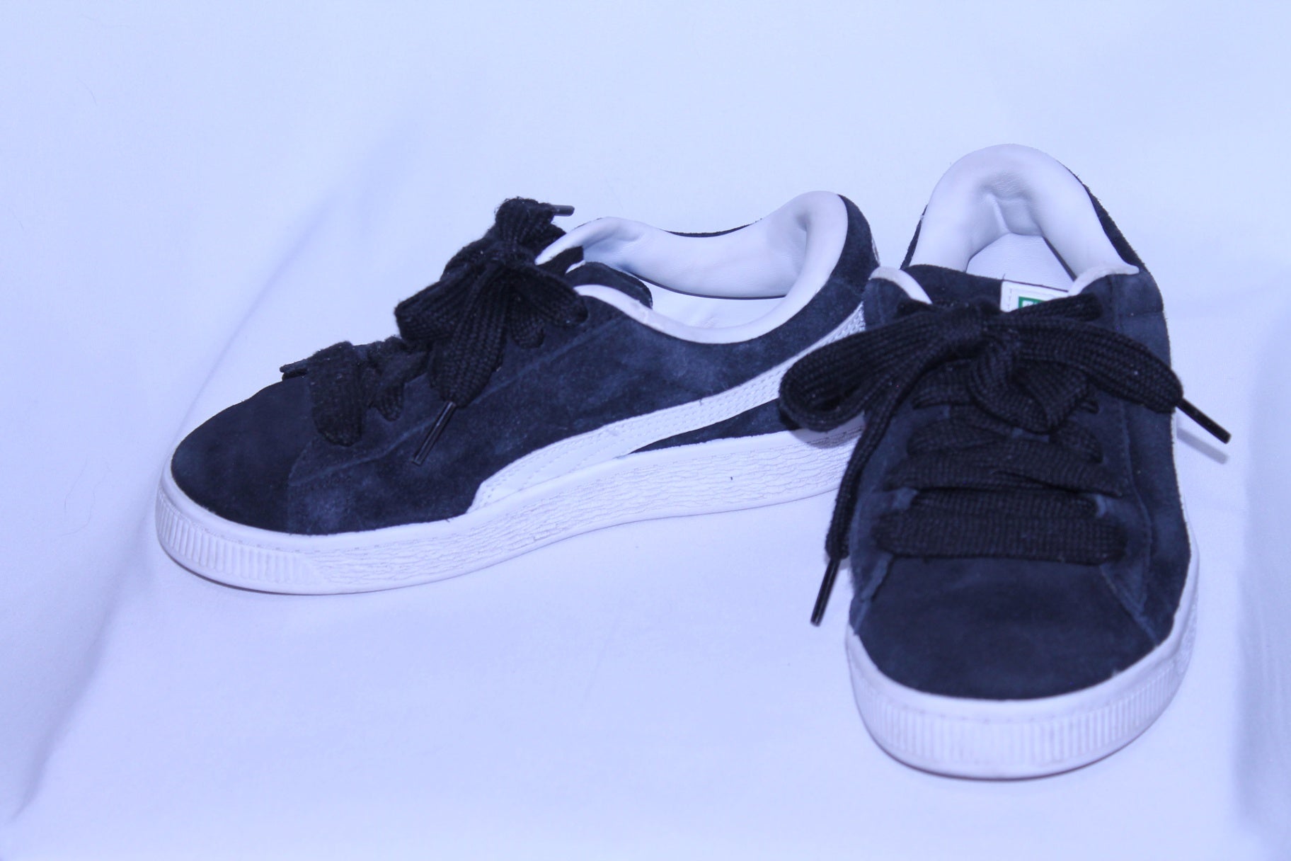 3K Puma Sneakers - Black and White
