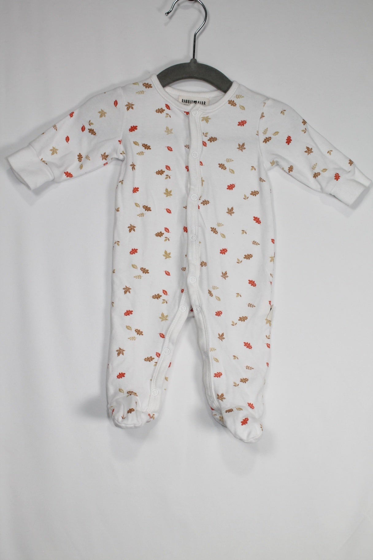 0-3m Rabbit and Bear Sleeper - White w/Leaves