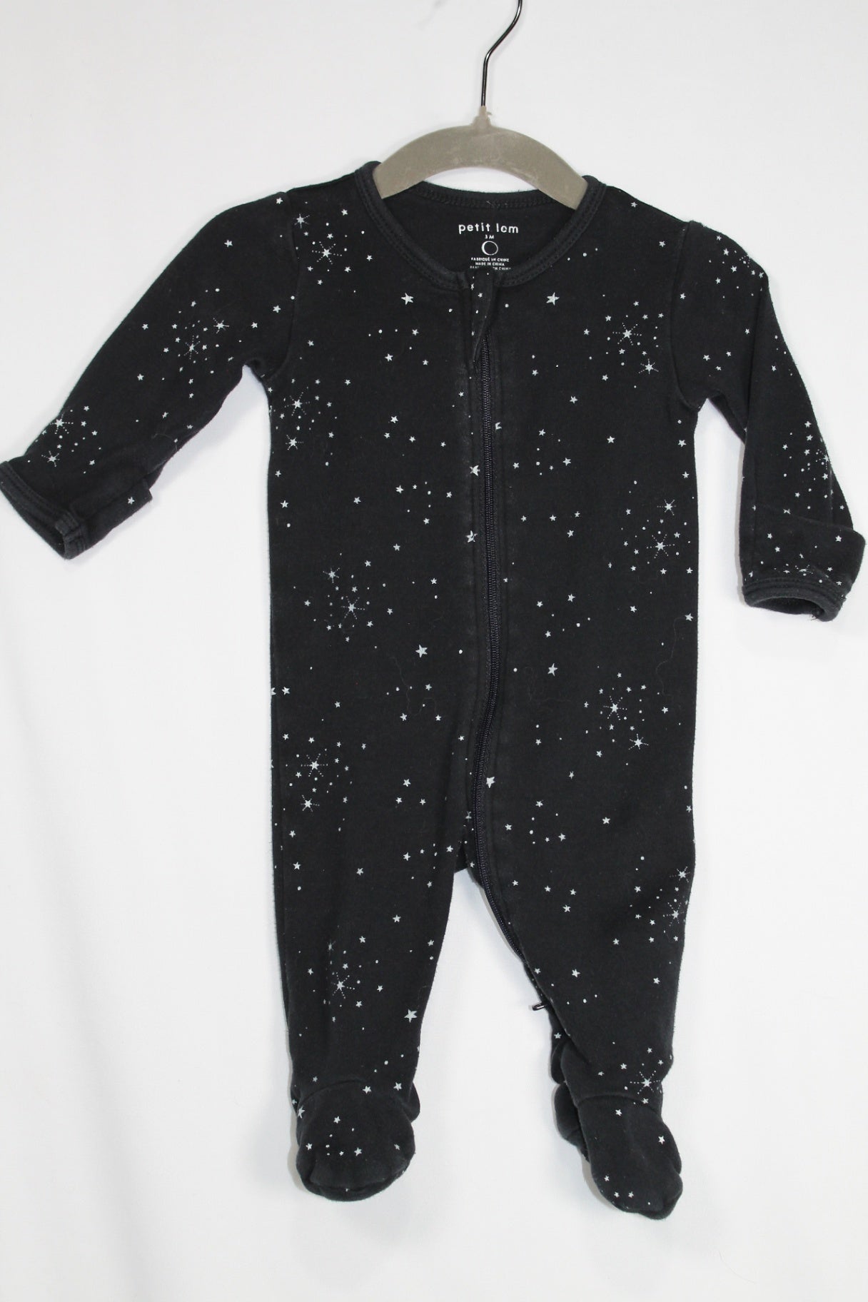0-3m Petit Lem Sleeper - Black w/Stars