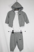 0-3m Nike 3-Piece Set: Hoodie, Bodysuit and Pants - Grey and White