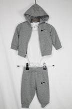 0-3m Nike 3-Piece Set: Hoodie, Bodysuit and Pants - Grey and White