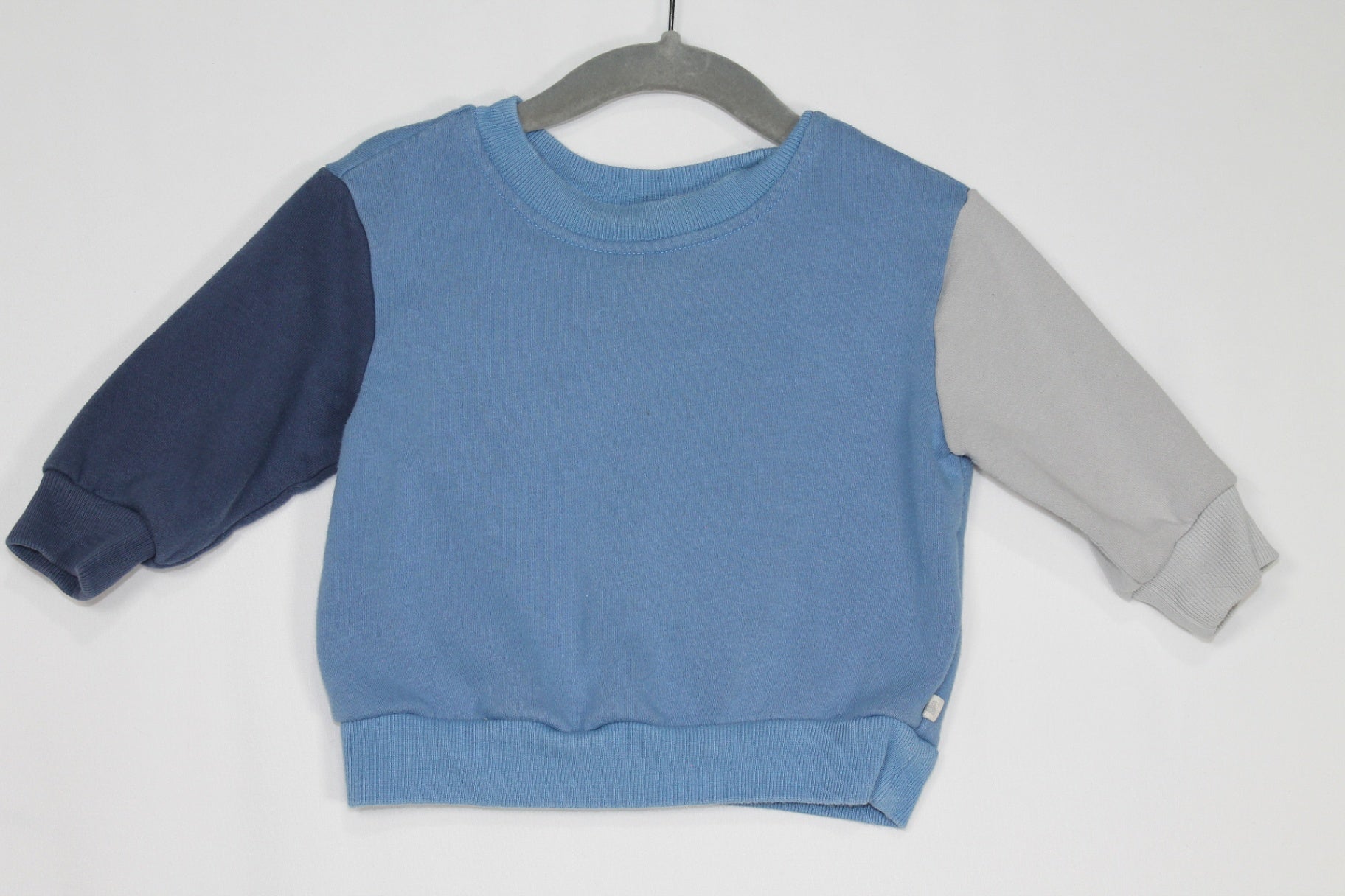 6-12m GAP Sweatshirt - Blue