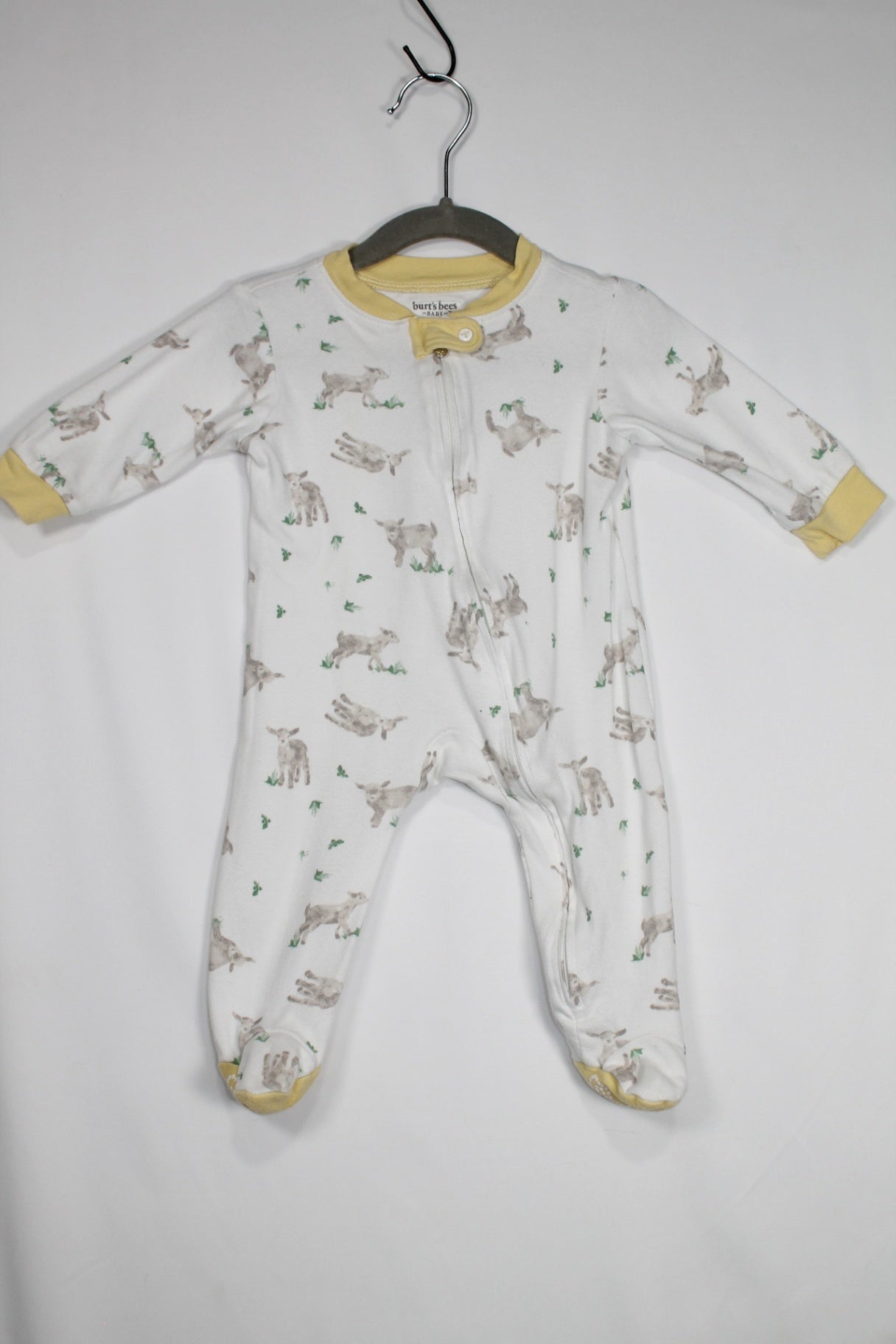3-6m Burt's Bees Sleeper - White w/Sheep