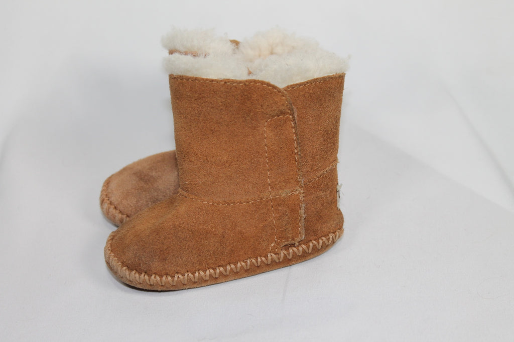 2/3T - Shoes Uggs Winter Boots - Brown and Fuzzy