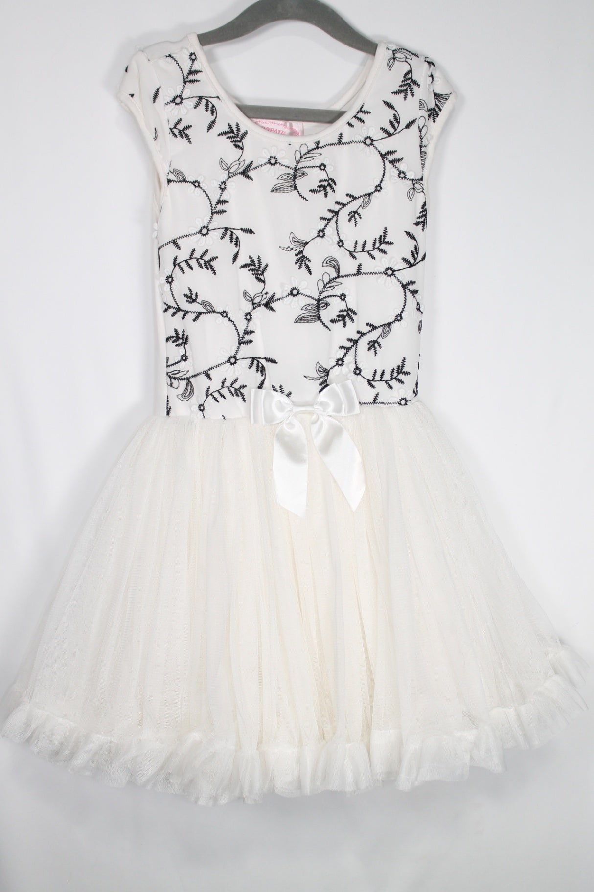 6/7Y Popatu Party Dress - Black and White