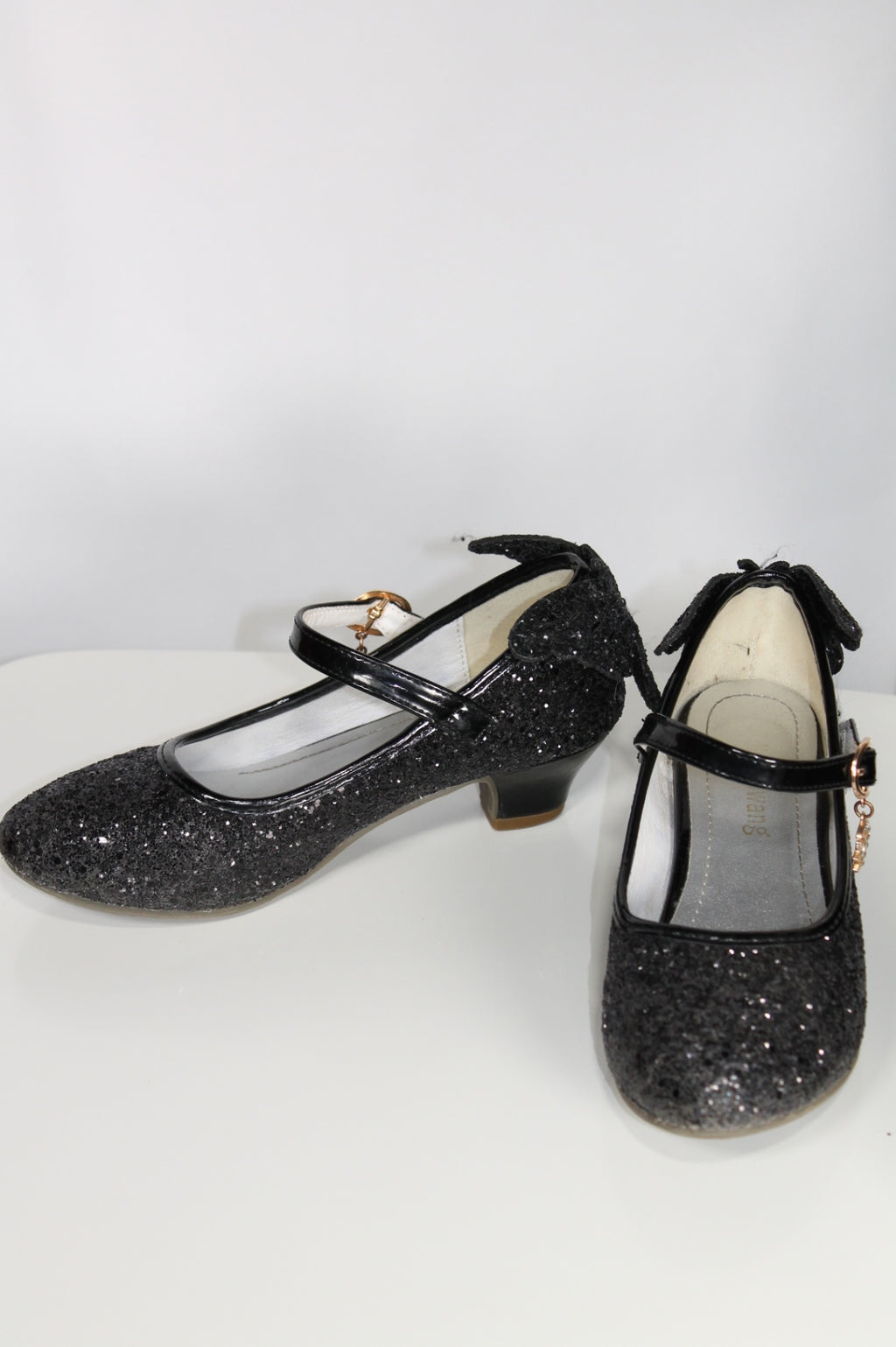 1K Dress Shoes - Black Sparkle
