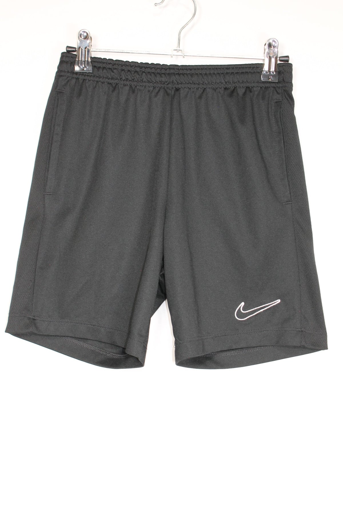10/12Y Nike Shorts - Black