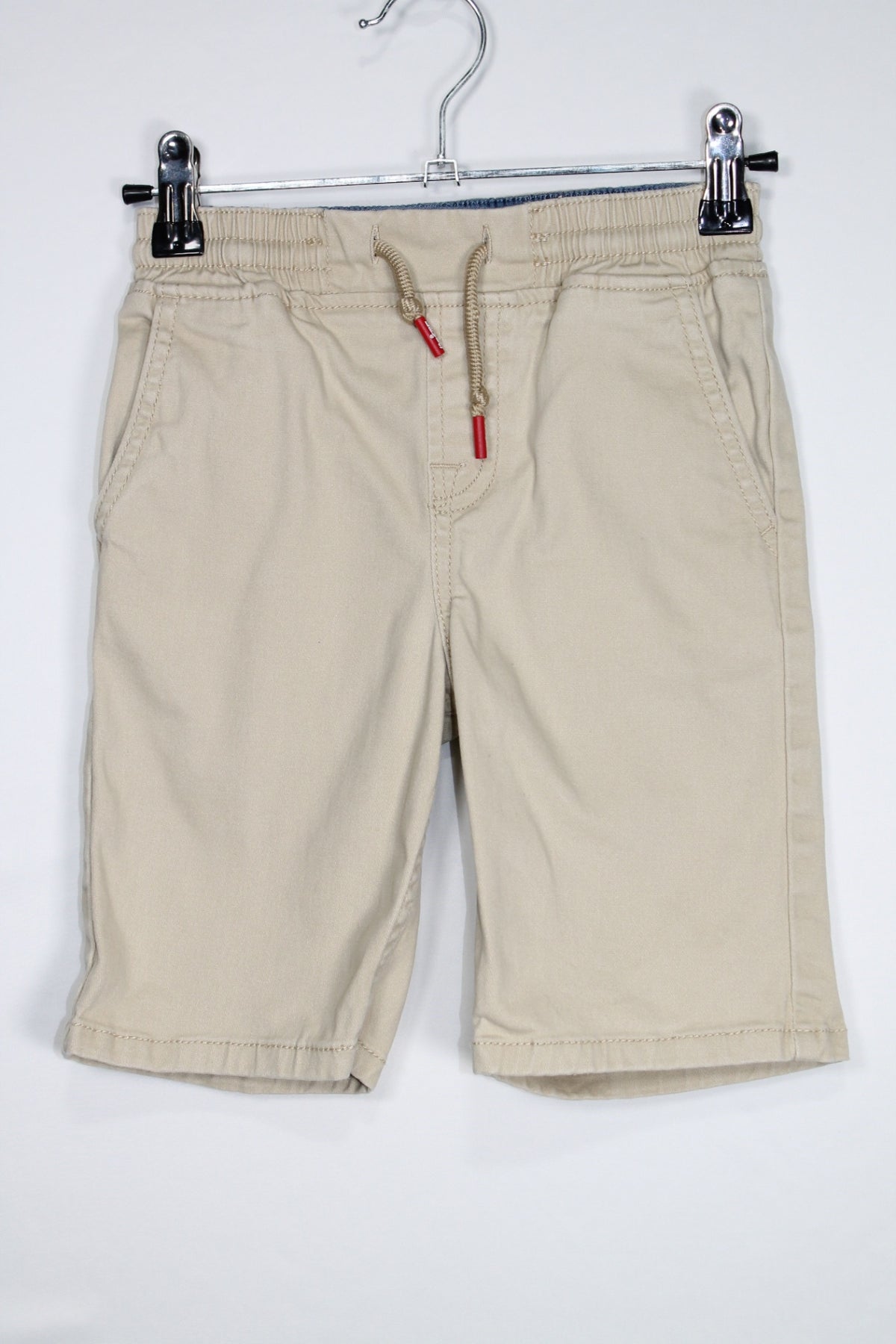 6 Levi's Shorts - Tan