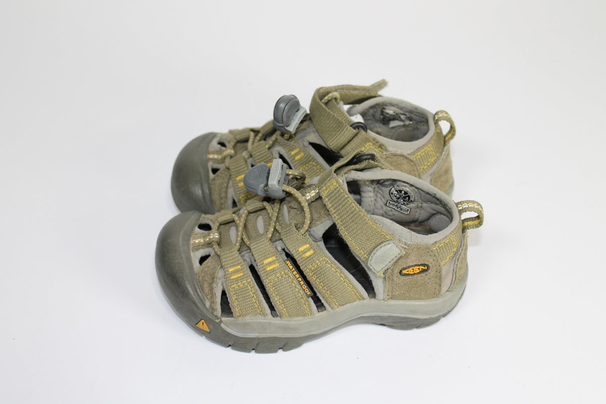 8C Keen Sandals - Green and Grey