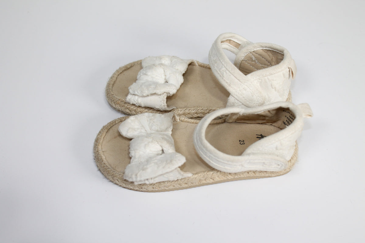 6.5C H&M Sandals - White