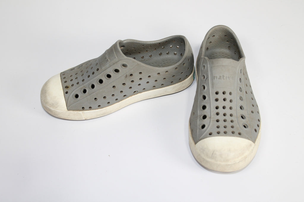 10C Native Sandals - Grey
