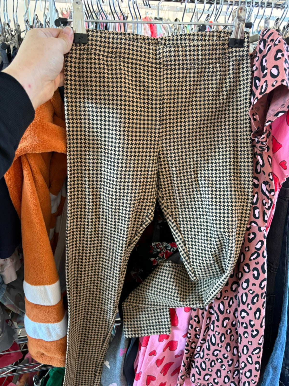 8 Carter's Leggings - Houndstooth