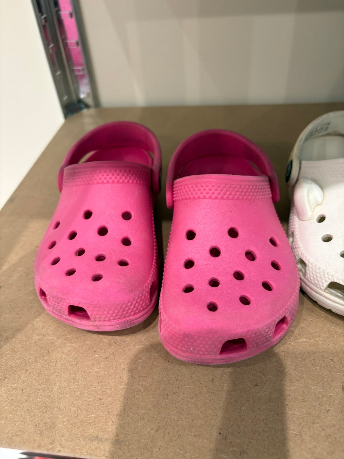 9T Crocs Shoes - Pink