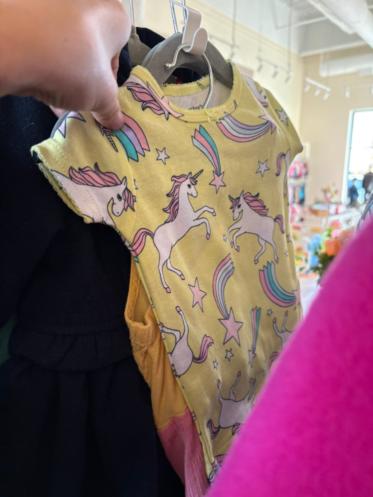 9-12m Carter's 2-Piece: PJs - Yellow w/Unicorns