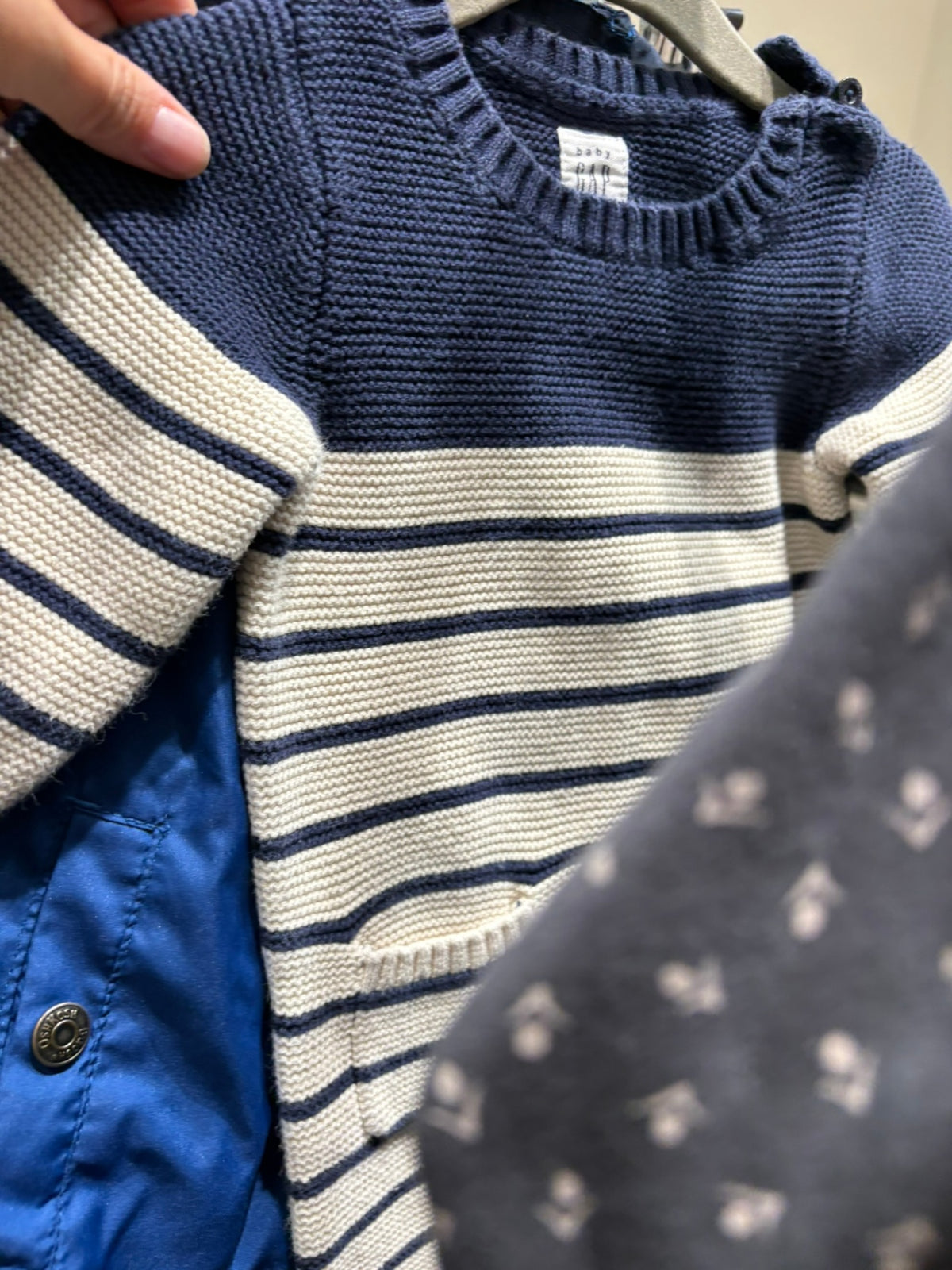 6-12m GAP Bodysuit - Knit, Navy and Cream