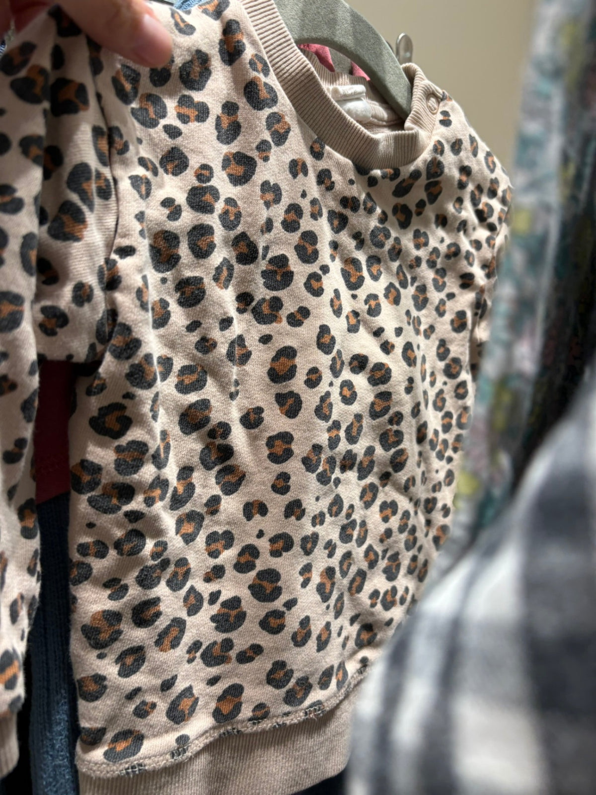 9-12m H&M Sweater - Leopard