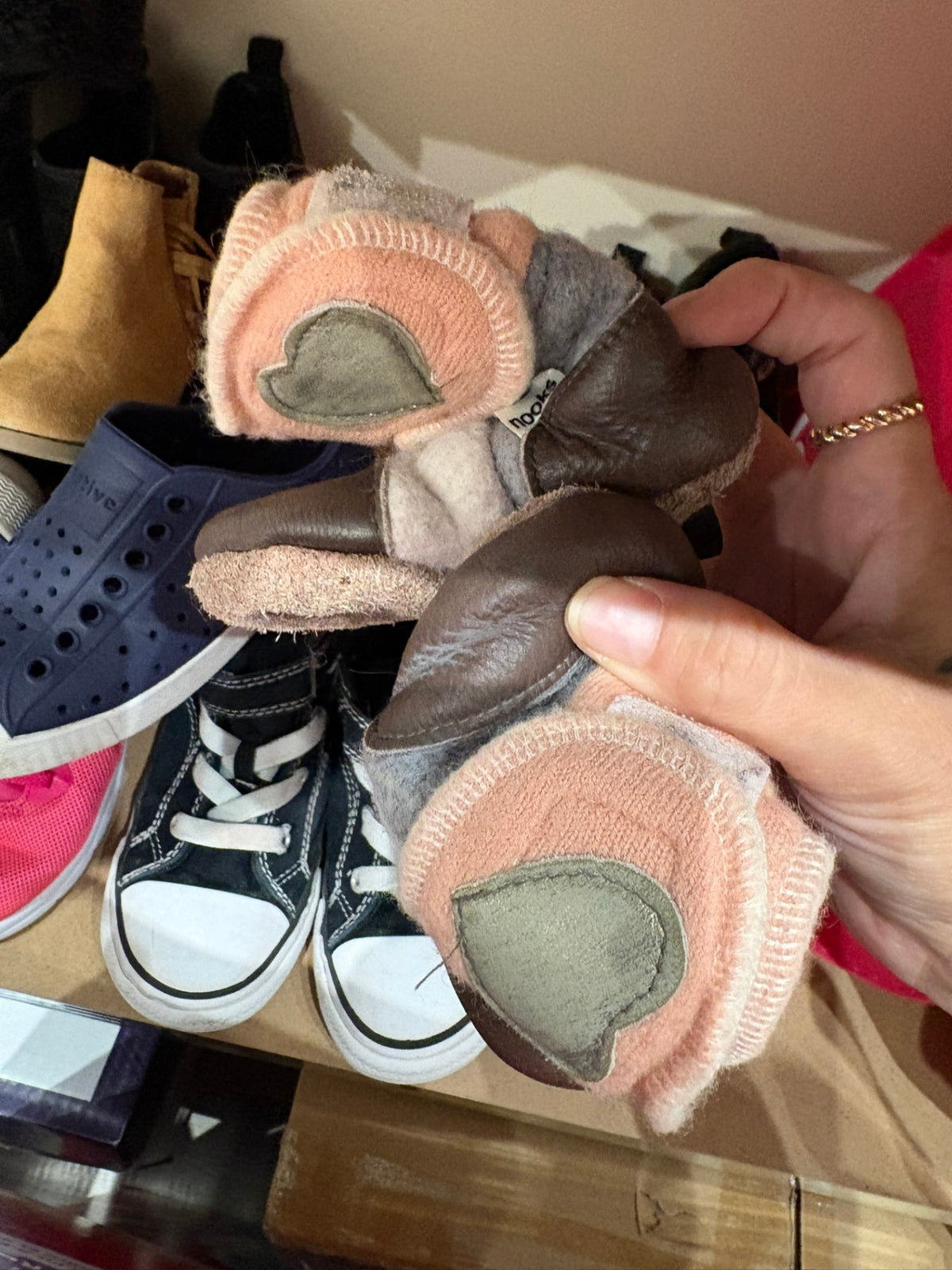 6-12m Nooks Shoes - Pink w/Heart