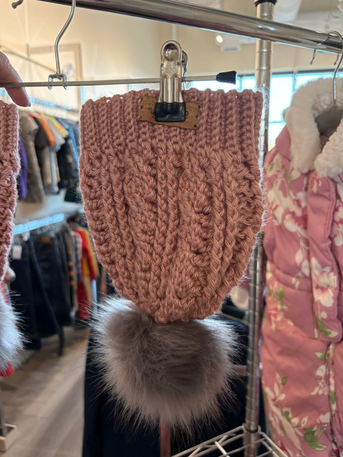O/S ESC Toque - Pink Knit