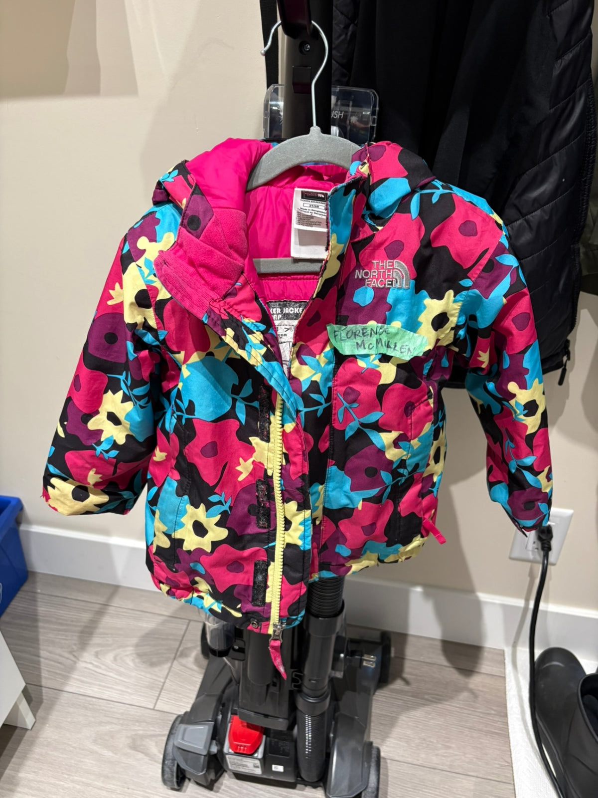 2T The North Face Winter Coat - Black Floral