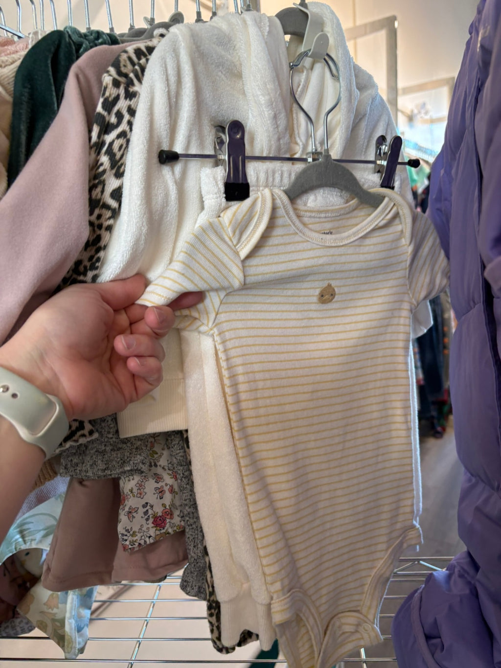 6-9m Carter's 3-Piece: Sweater, Bodysuit and Pants - Cream w/Yellow Stripe