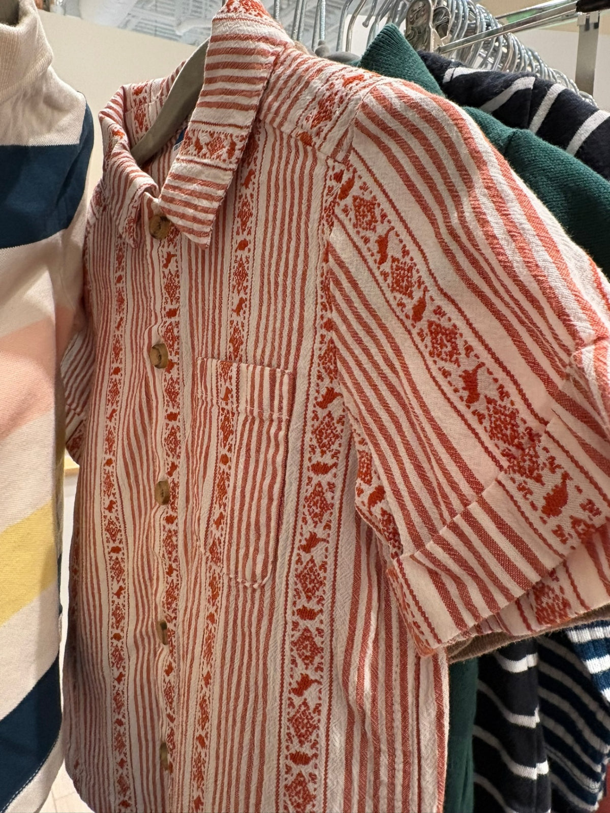 2T Old Navy T-Shirt - Linen Cream