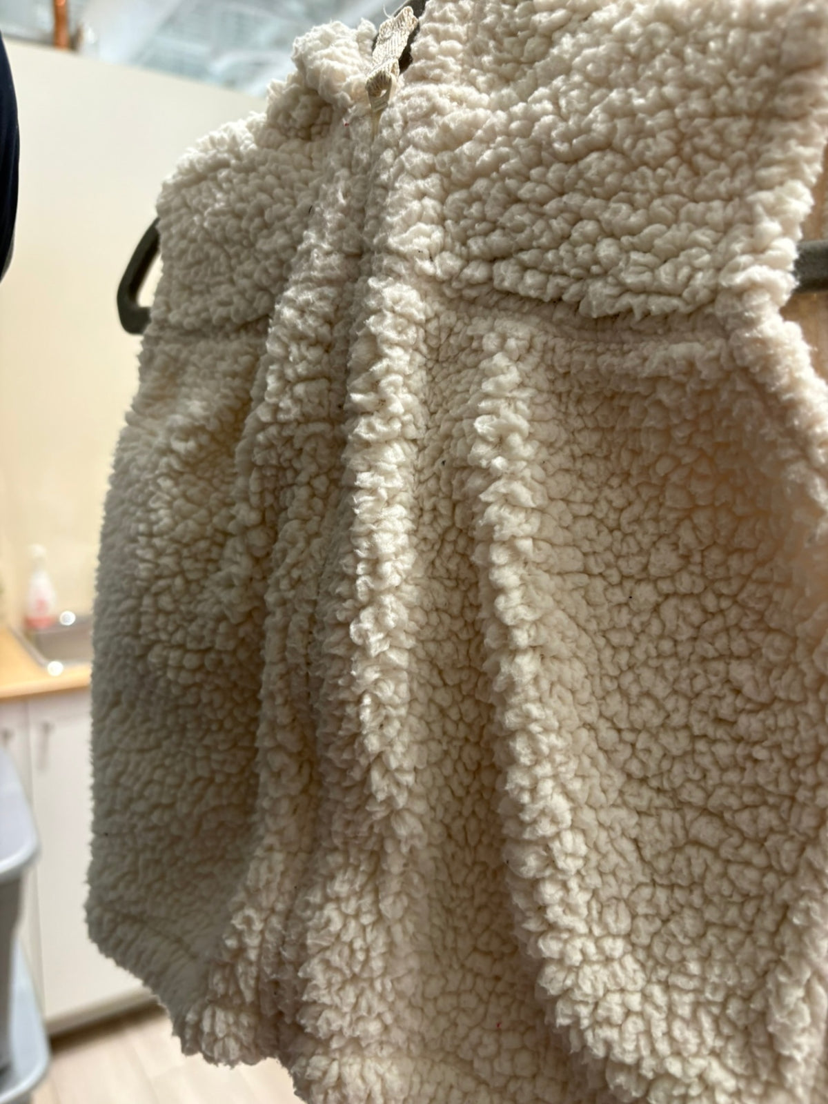 6-9m Carter's Vest - White Sheep